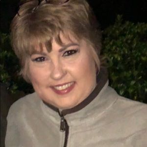 Meet your Posher, Tina